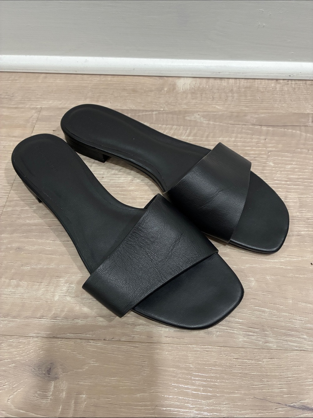 Reformation Black Slide Sandals - Women's Minimal Slip-On